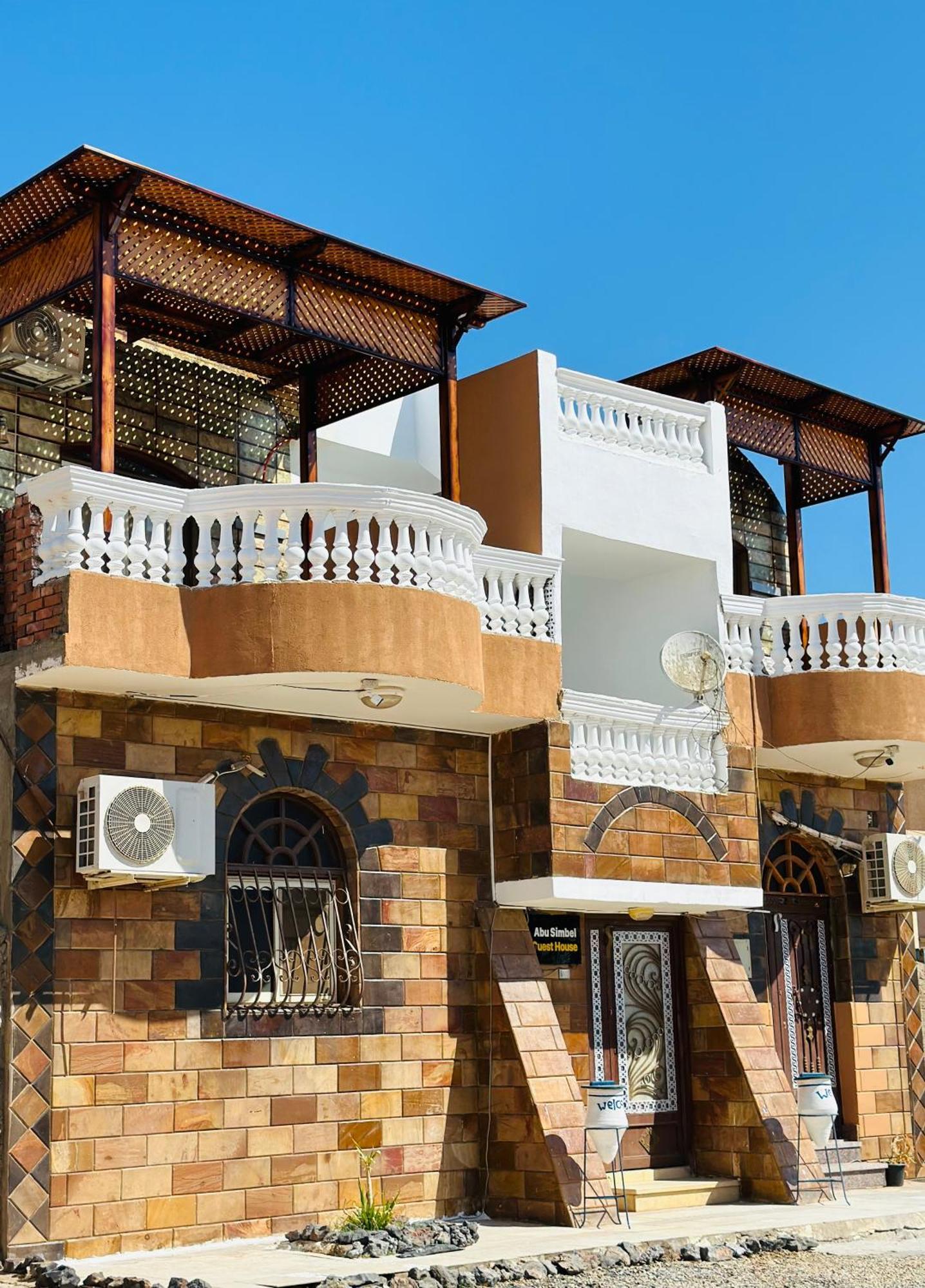 Abu Simbel Nubian Guest House ภายนอก รูปภาพ