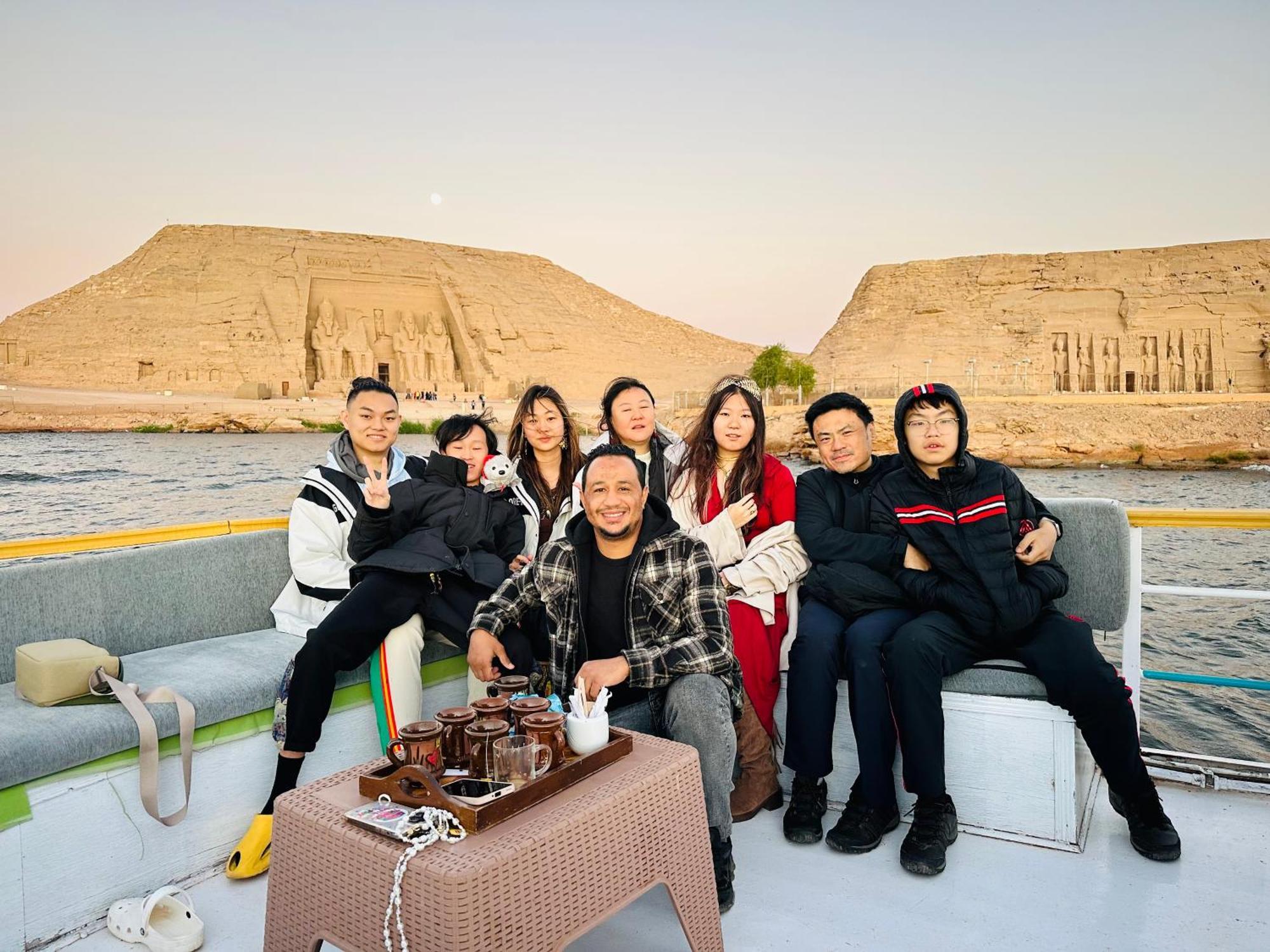 Abu Simbel Nubian Guest House ภายนอก รูปภาพ